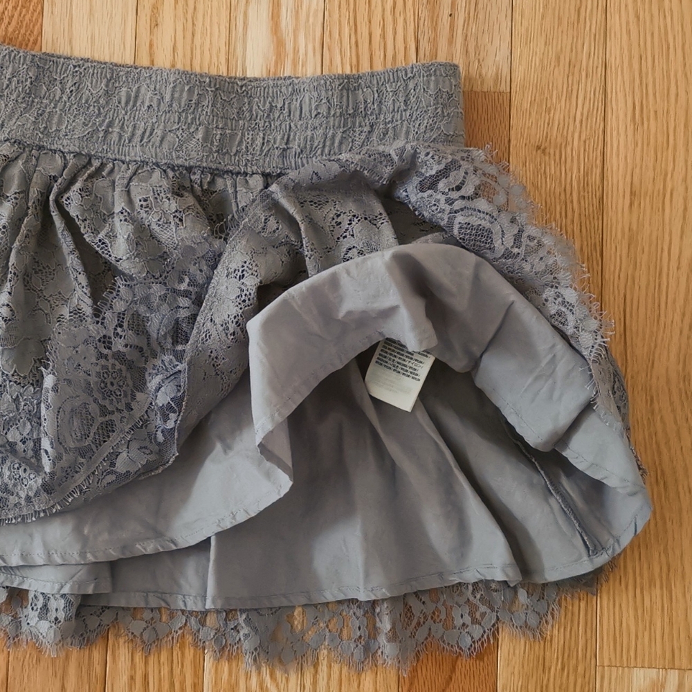 NWT Vintage Y2K Women Abercrombie & Fitch Lace Mini Skirt Preppy Premium Gray - Picture 4 of 5